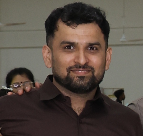 Amit Sharma of Aakash Courier & Cargo